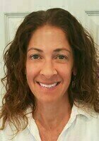 A photo of Roseann, a tutor from LaSalle University