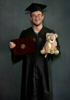A photo of Wyn, a tutor from University of Chicago