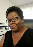 A photo of Barbara, a tutor from DePaul University