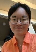 A photo of Yun-Ting, a tutor from Cleveland Institute of Music