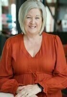 A photo of Nancy, a tutor from Virginia Commonwealth University