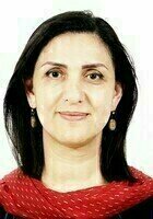 A photo of Lubna, a tutor from University of Calgary