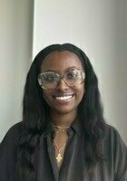 A photo of Lydia, a tutor from University of Ottawa