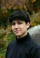 A photo of Blaize, a tutor from Lawrence University