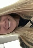 A photo of Courtney, a tutor from James Madison University