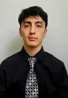A photo of Emilio, a tutor from Oakton Community College