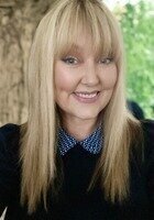 A photo of Sharon, a tutor from Elon University A photo of Sharon, a tutor from Elon University