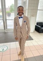 Online Music tutor named Darious