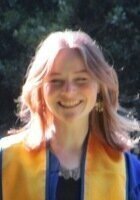 Online Calculus 2 tutor named Sienna