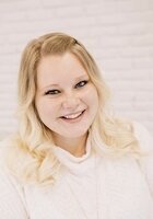 A photo of Janessa, a tutor from Utah Valley University