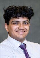 Online 10th Grade English tutor named Mohit