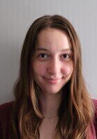 Online College Biology tutor named Kirstin