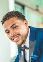 Online Basic Computer Literacy tutor named Mark