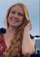 Online Spanish 3 tutor named Verena