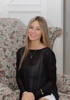 Online Handwriting tutor named Gianna