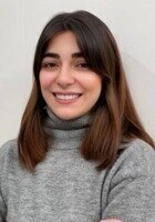A photo of Niousha, a tutor from University of Ottawa