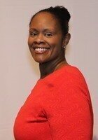 A photo of Malika, a tutor from University of Vermont
