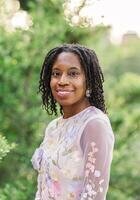 A photo of Lauren, a tutor from American College of Healthcare