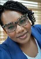 A photo of Nicole, a tutor from Liberty University