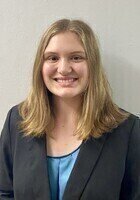 Online English Literature tutor named Amelia