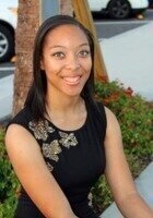 Online Microsoft Office tutor named Kiara