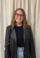 A photo of Emily, a tutor from University of Saskatchewan