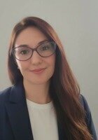 Online Spanish 4 tutor named Paula Andrea