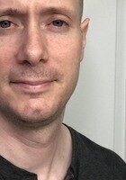 Online Violin tutor named Joel