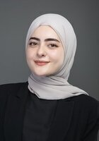 Online Pharmacology tutor named Bayan