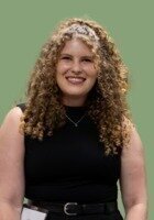 Online Poetry tutor named Livia