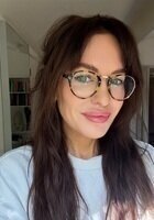 A photo of Alice, a tutor from University of Oxford