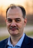 Online Advanced High School Biology tutor named David