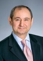 Online Corporate Finance tutor named Rez