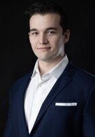 Online College Chemistry tutor named Malcolm