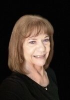 Online Math 1 tutor named Nina