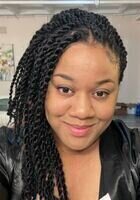 Online Cell Biology tutor named Abigail