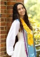 Online Hebrew tutor named Noa