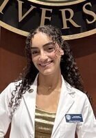 A photo of Lea, a tutor from Midwestern University-Downers Grove